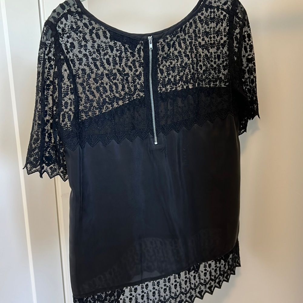 BLACK silk TOP, SIZE M, VERY GOOD CONDITION , Size M